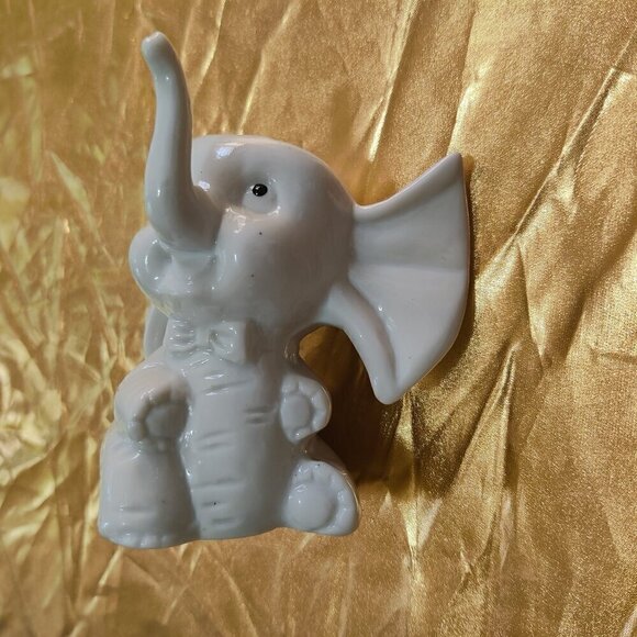 A Childhood Favorite Elephant, Could be Babar or Dumbo? No markings, but so cute - Picture 4 of 8